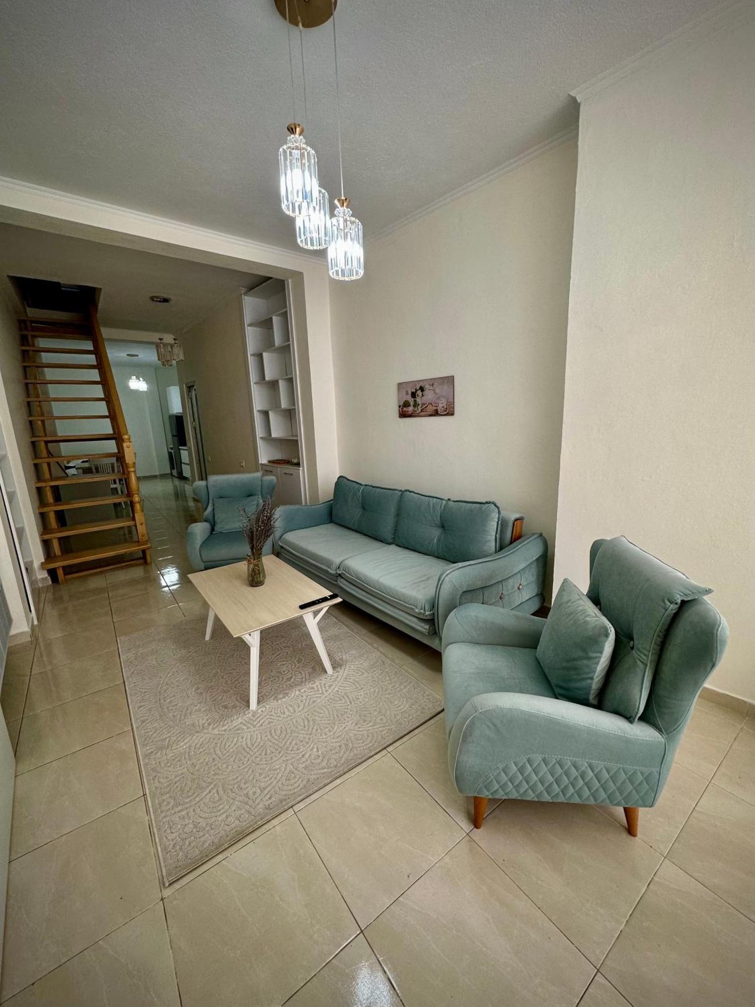 Br's New Bazaar Villa *